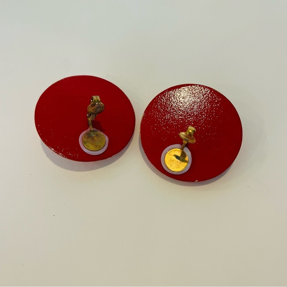 Vintage 80’s Red Wooden Clip On Earrings with Blue Stars - Picture 3 of 4